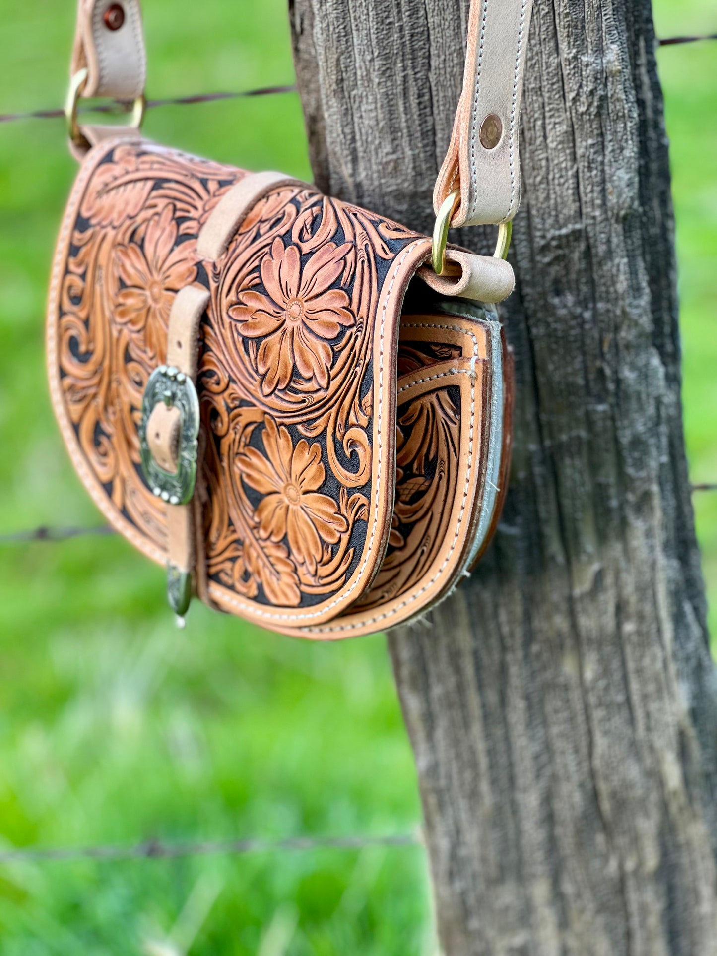 Tooled Saddle Bag Purse Silver Buckle Set