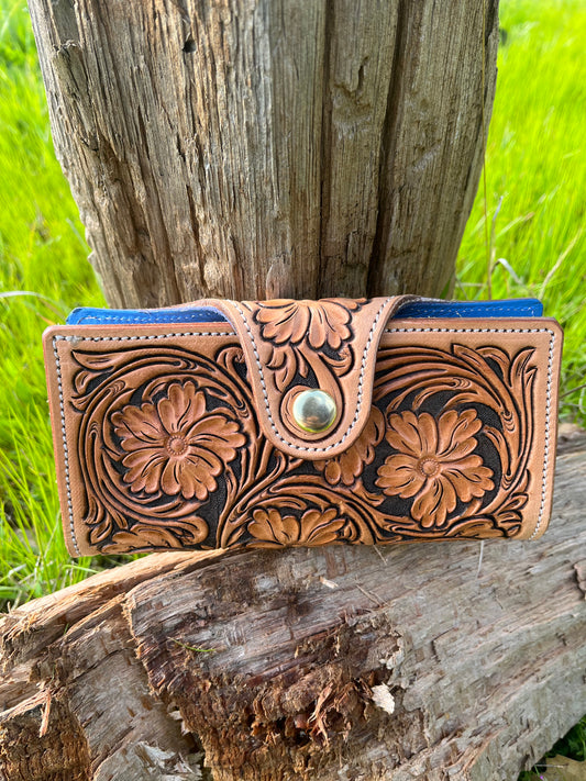 Floral Tooled Women’s Wallet